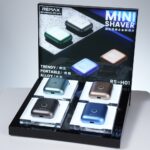 REMAX RS-H01 (BLUE) PORTABLE ALUMINIUM SHAVER - Image 3